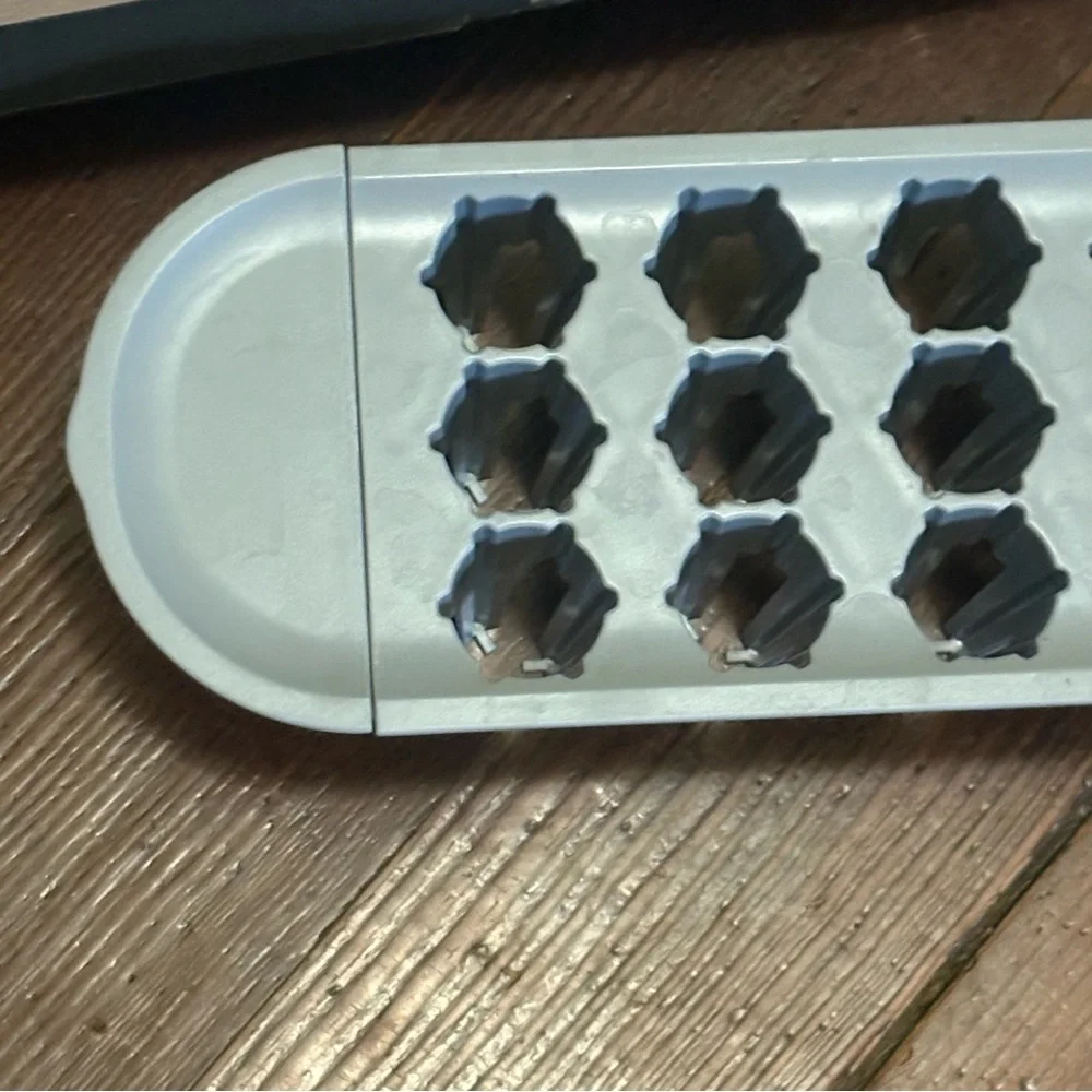 AeroGarden Seed Starting System - Picture 3 of 9